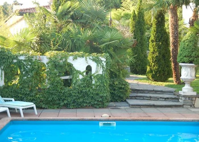 La Comanella 3* Lugano