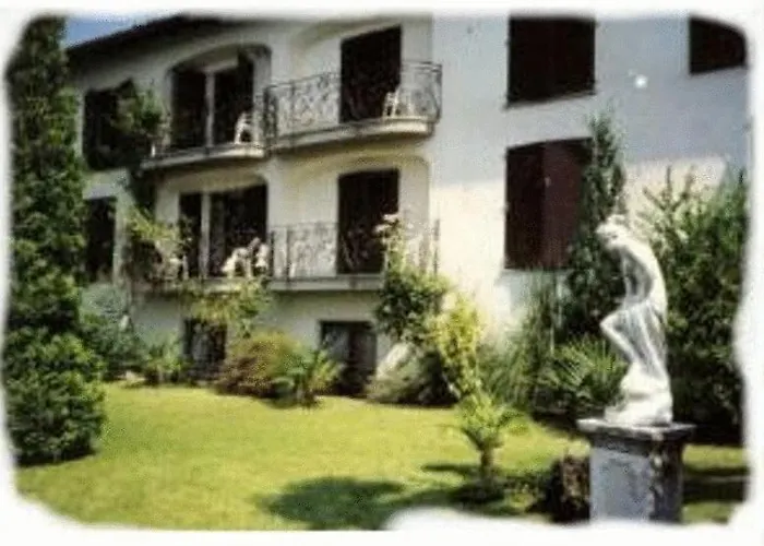 La Comanella 3* Lugano